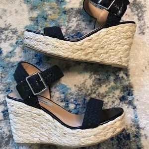 New Steve Madden Brussel Black Wedge Sandal Sz8